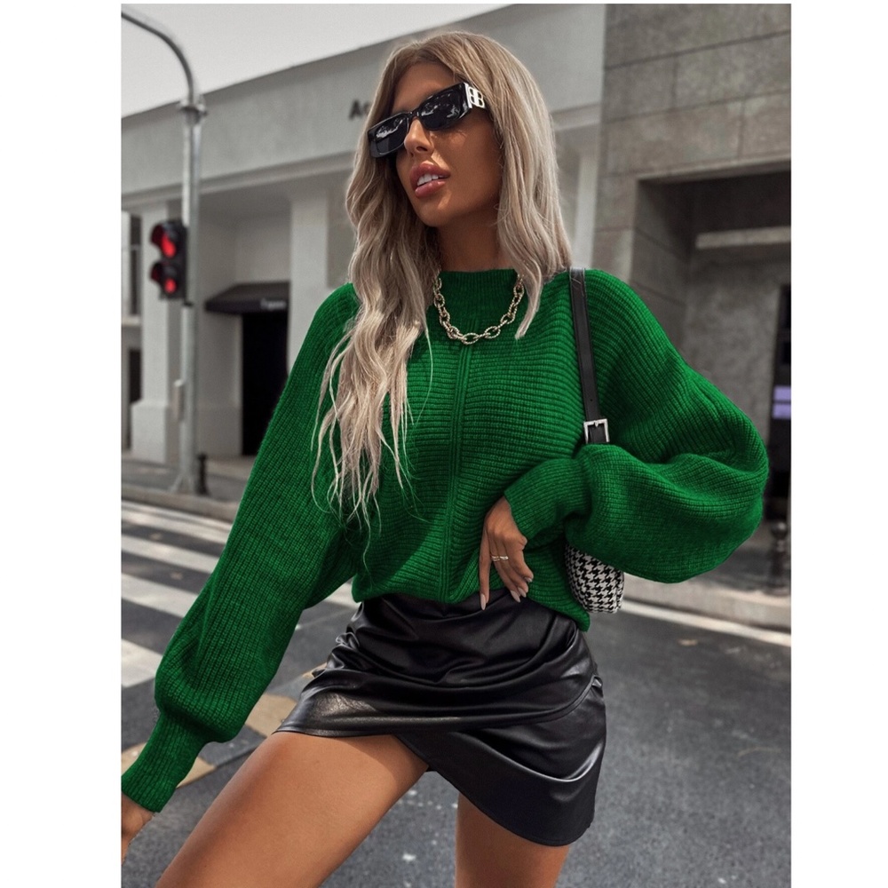 Cable Knit Green Oversized Sweater Round Neck Long Lantern Sleeves - Picture 5 of 8